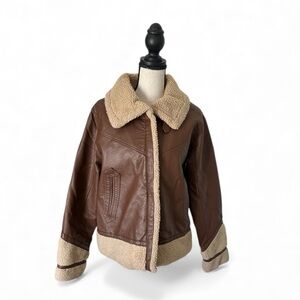 Universal Thread Faux Leather Sherpa Moto Jacket, Size Medium